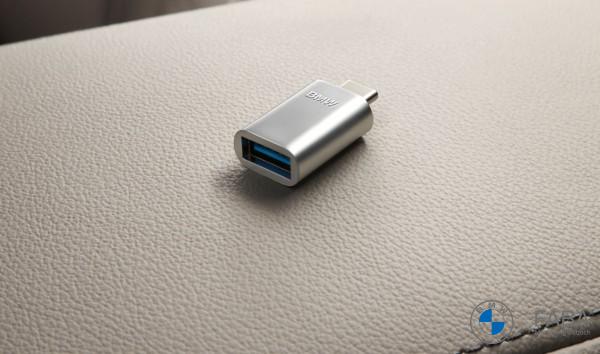 BMW Adapter für USB-C-Stecker auf USB-A-Buchse