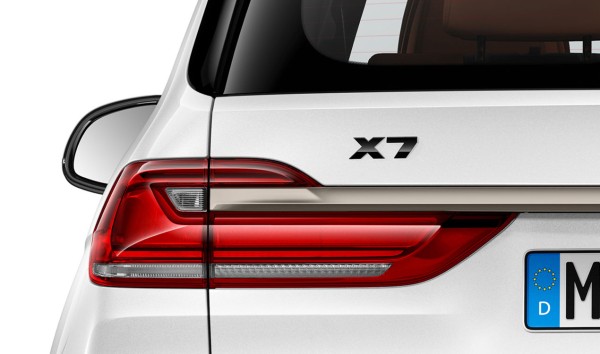 BMW Schriftzug X7 schwarz