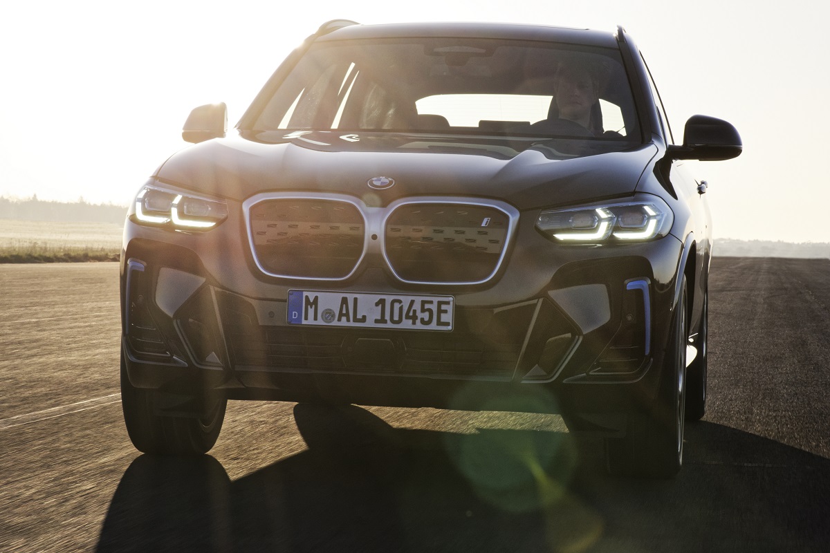 BMW X3 - Ohne Limit - auch als Hybrid-Version - Faba